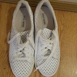Steve Madden Star sneakers